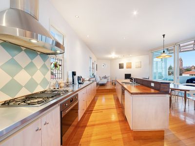 Coastal Elegance Penthouse @ Coogee Beach