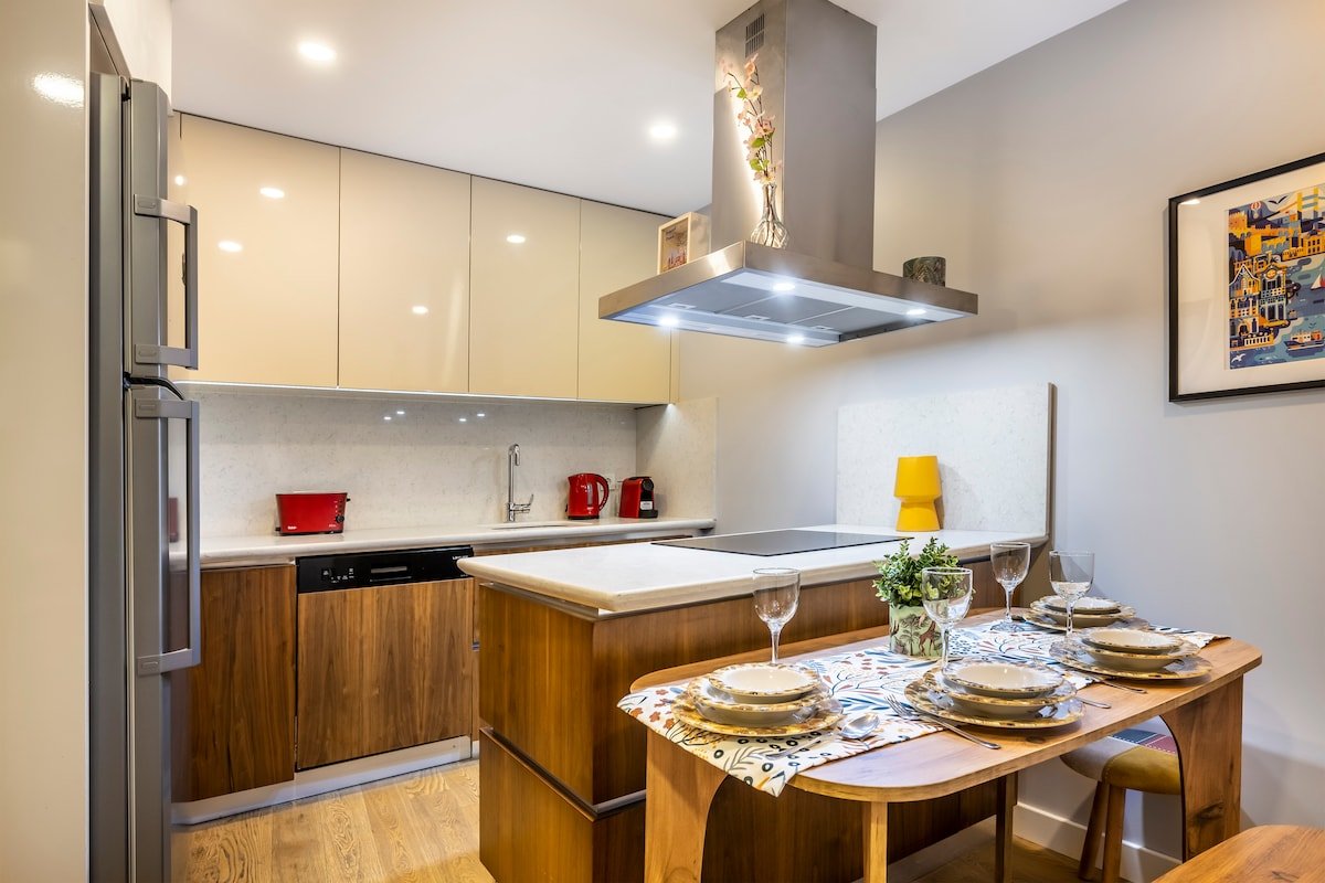 “UrbanOasis#5” 3BR duplex – 24/7 security – Galata gallery image 4