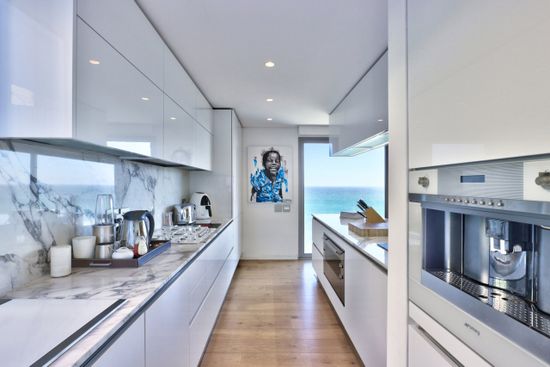 Photo 5 of Villa Sensual accommodation in Camps Bay, Cape Town with 3 bedrooms and 3 bathrooms