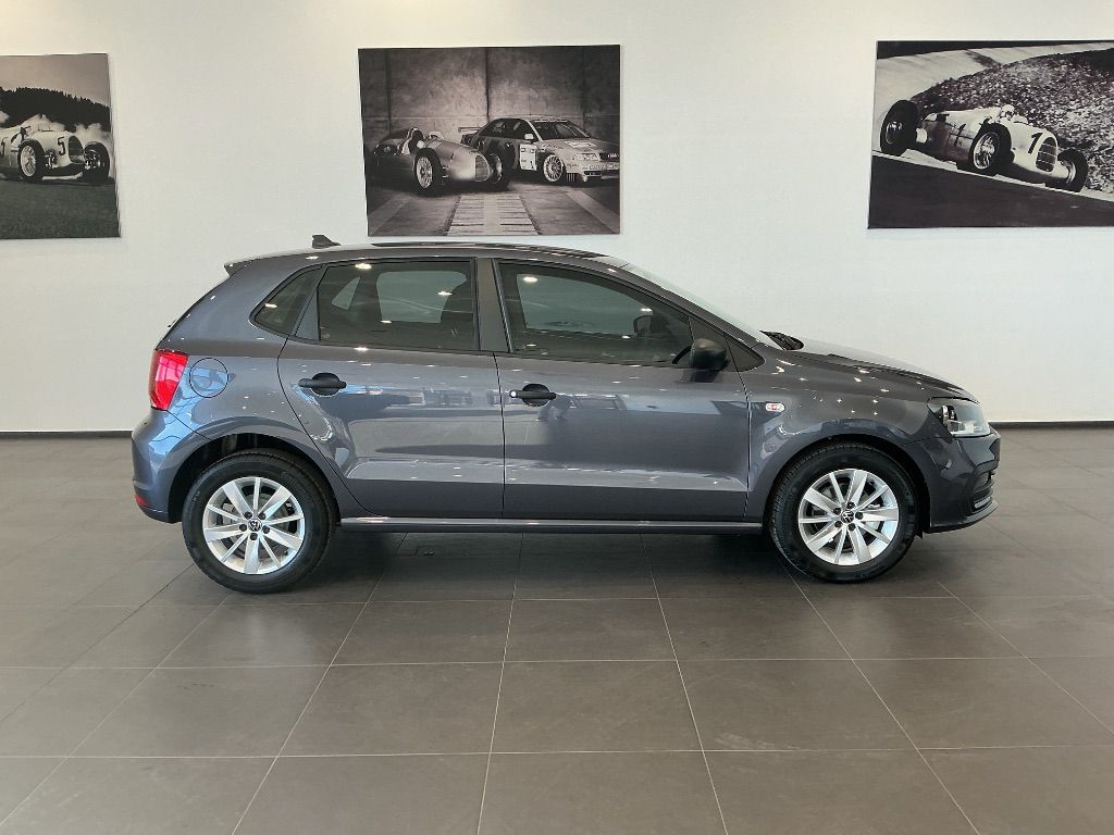 Used car gallery