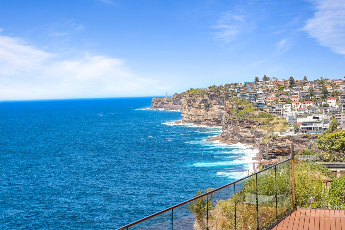 180 degree ocean views.