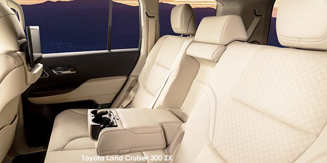 TOYOTA LANDCRUISER 300 V6 3.5T GR-S - 9 