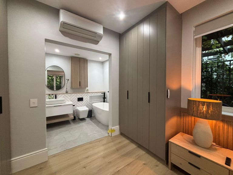 Bathroom - Room
