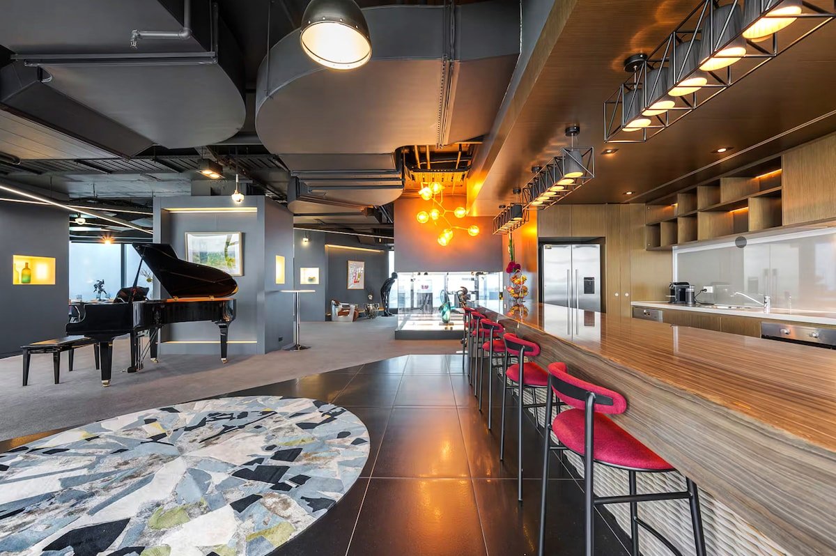 Lux List | Luxury PH @ Eureka 87 | 360° Views gallery image 5