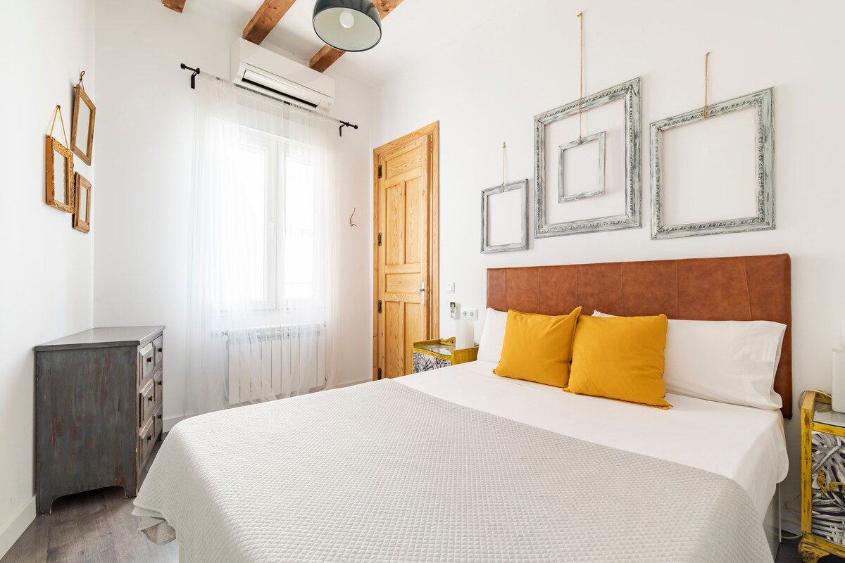 Exclusive Penthouse city centre, 3 BR , 2 Baths gallery image 5