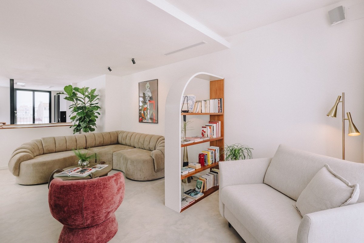 Ruzafa Sky Penthouse · Private Pool & Rooftop gallery image 5