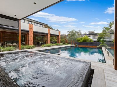 St Tropez – Tranquil Blairgowrie Escape