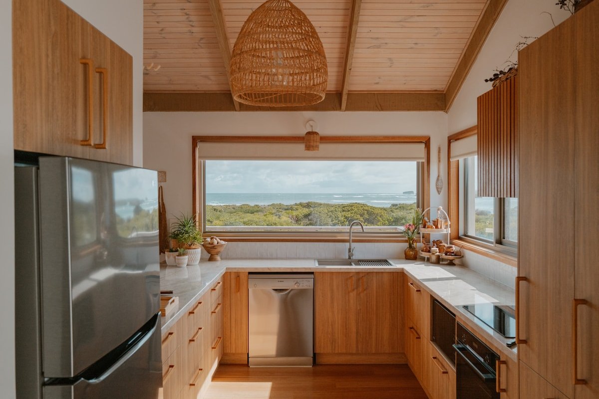 Sunsets Bay of Martyrs Coastal Luxury Beach House gallery image 5