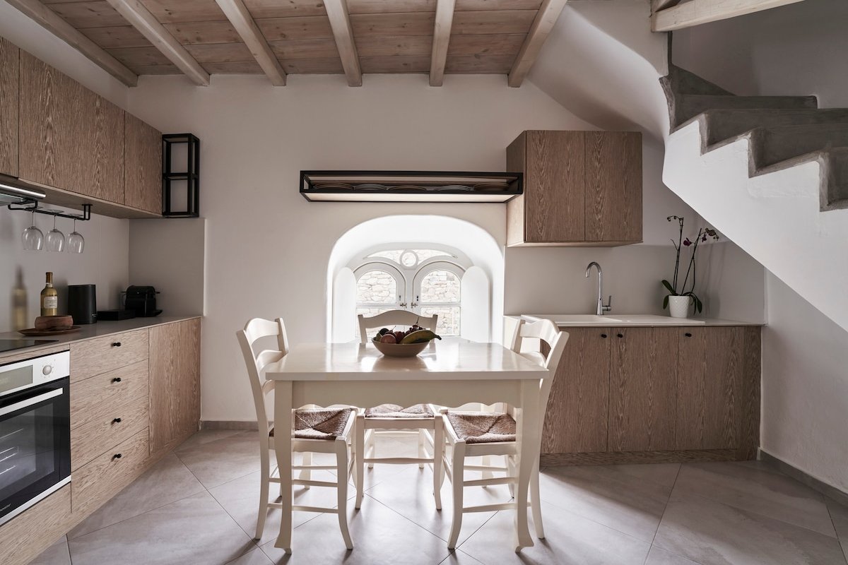 Three bedroom Villa with Two Swimming Pools gallery image 3