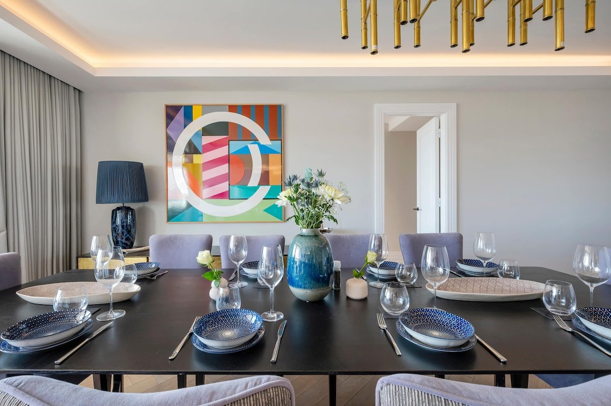 Regents’ Oasis in the Sky- by Out of Office Lifest gallery image 3