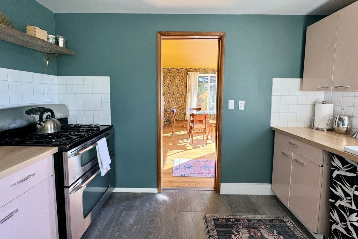 Stylish Fremont Retreat | Sleeps 8, Walk to Eats gallery image 5