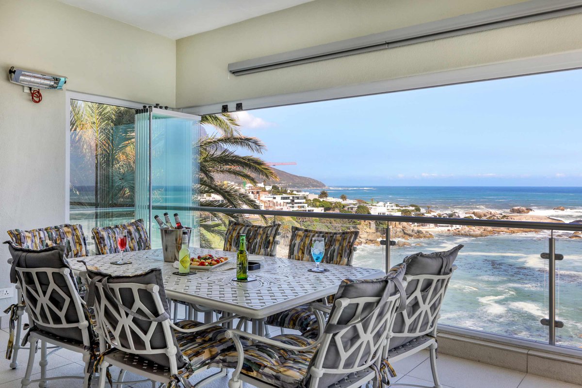 Cape Nights – Stylish Villa, Panoramic Views, Pool