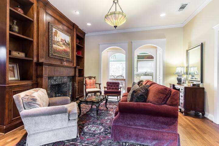 It’s Our Location! Easy to get around in Dallas gallery image 4