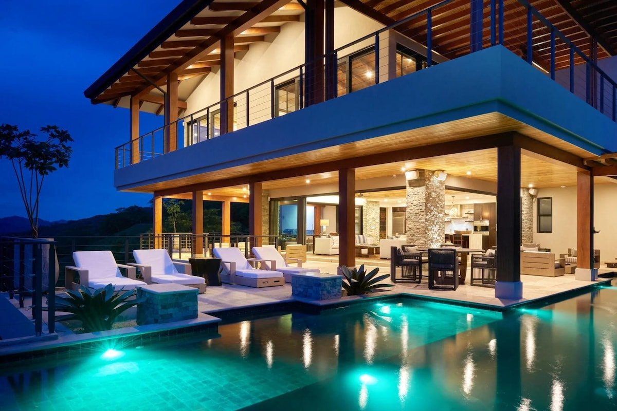 Luxurious Ocean View Villa I Fully Staffed