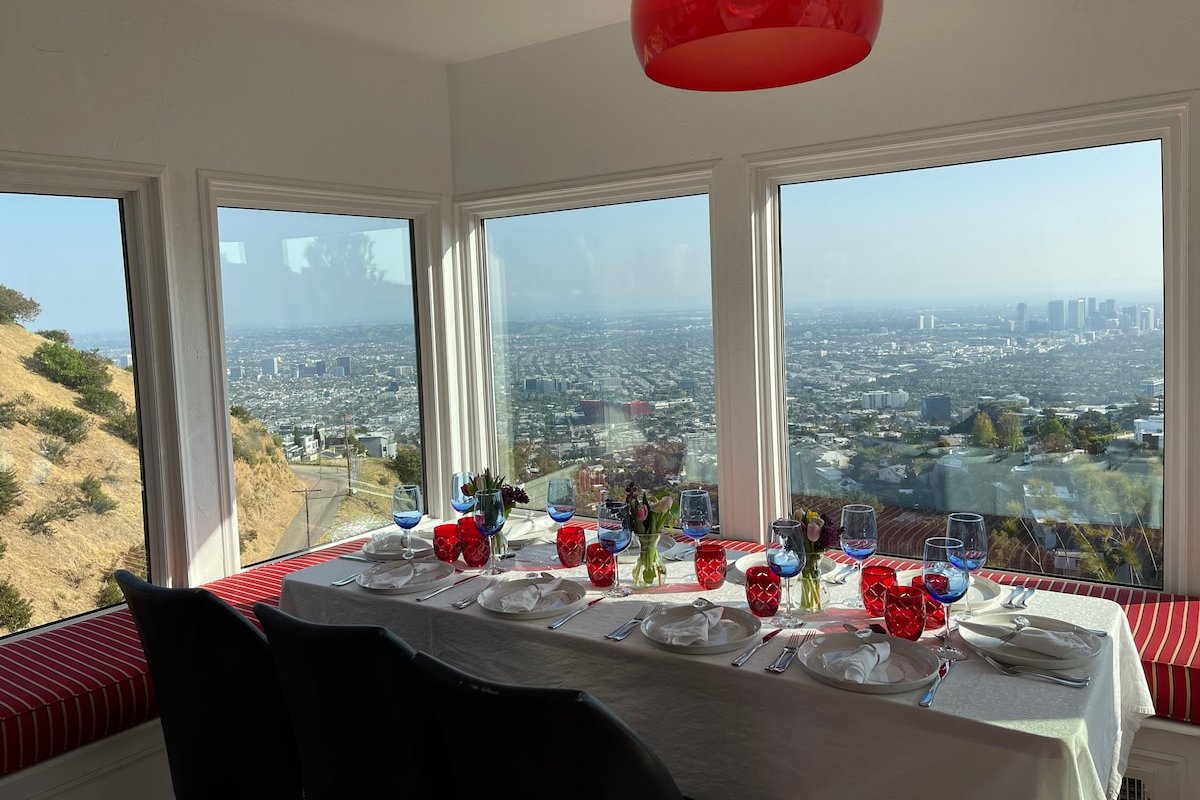 Hollywood Hills jetliner views among the stars gallery image 5