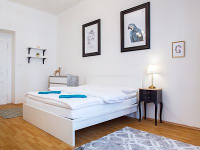 ★★★ LARGE 3 BDR APT ❤ IN THE HEART OF PRAGUE ★★★