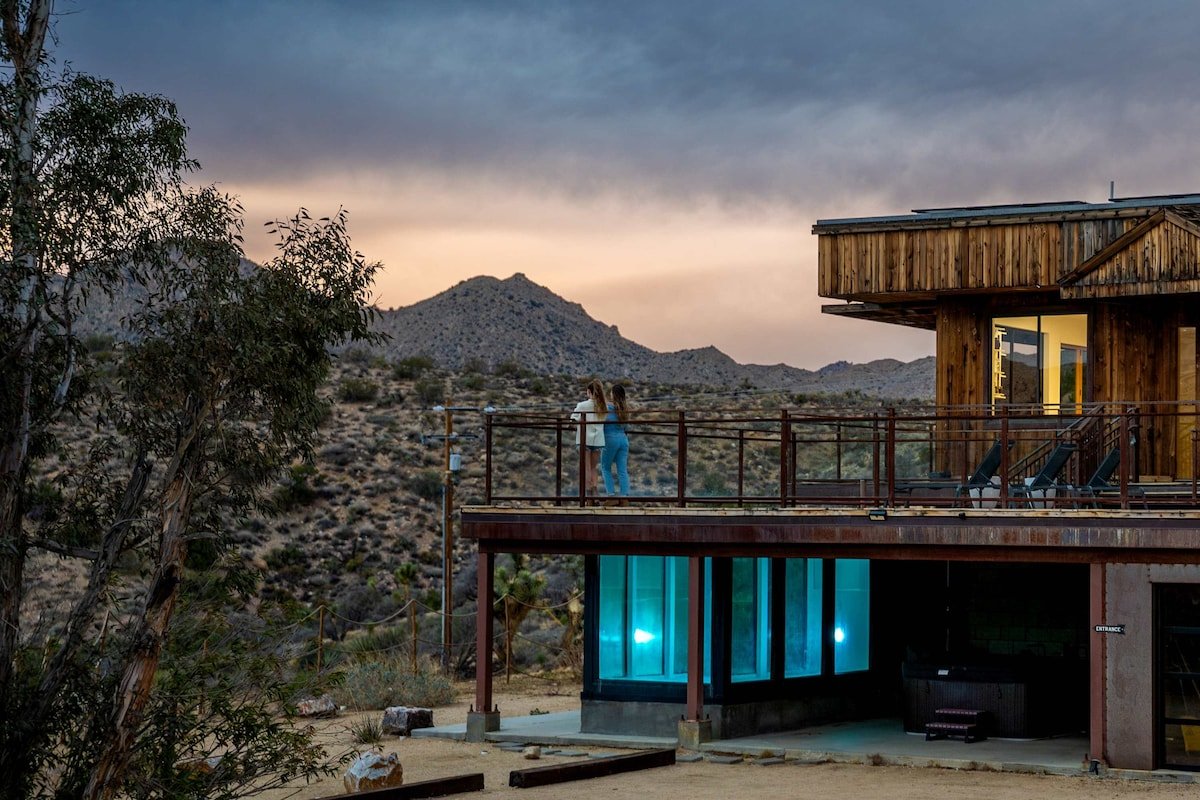 Mountain Views, Pool, Spa & Serenity · Stargate