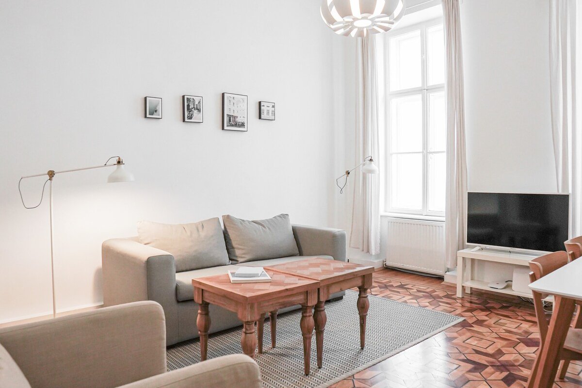 Fabulous City Center Apartment – Apt 14 gallery image 4