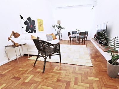 Leblon, av Cupertino, near beach with 24h doorman,