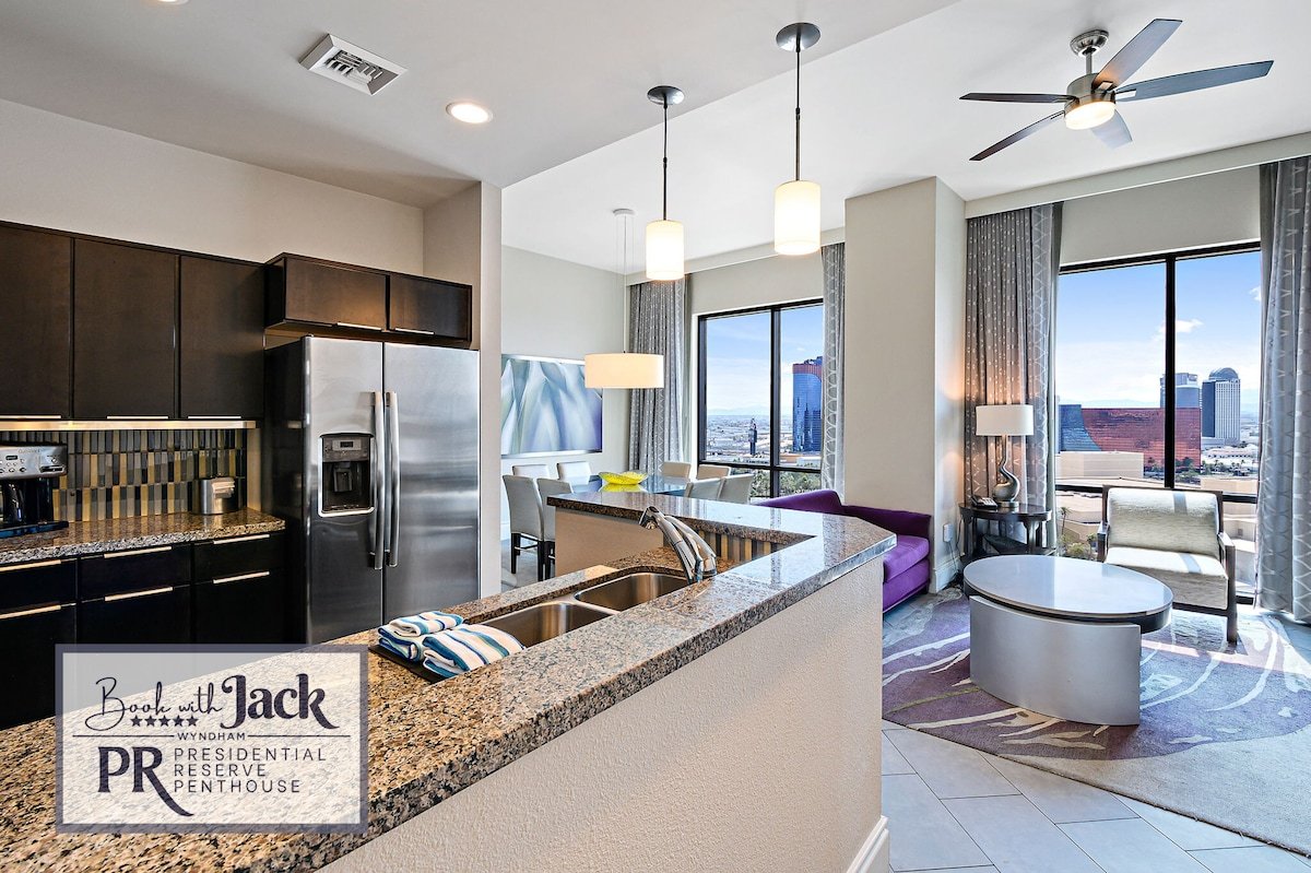 BREATHTAKING 3BR Presidential Suite Desert Blue gallery image 5