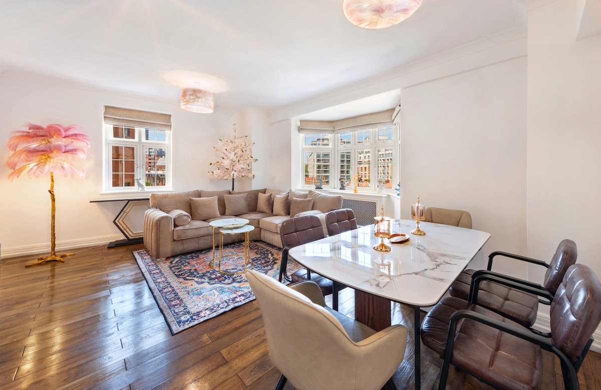 ROYAL Apartment in HARRoDS gallery image 2