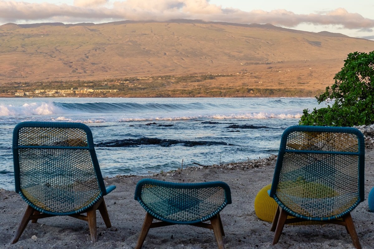 Absolutely Stunning Oceanfront Puako Beach House! gallery image 5