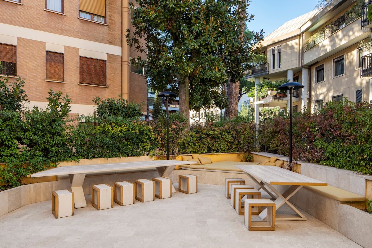 Boutique Apartment in Rome • Art Nouveau 1912 gallery image 5