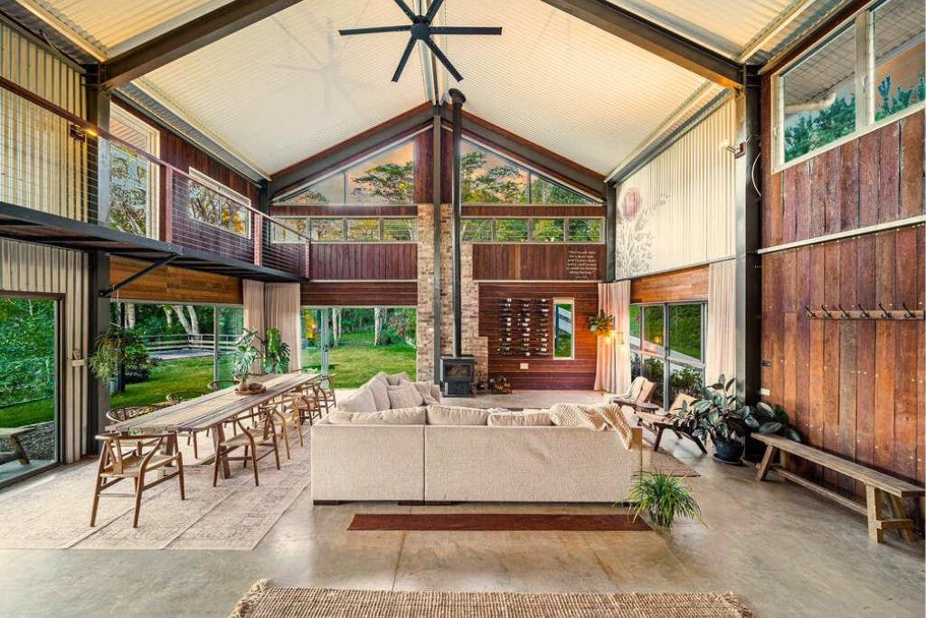 Linden Rose Barn | Short Walk to Waterfall + Views gallery image 2