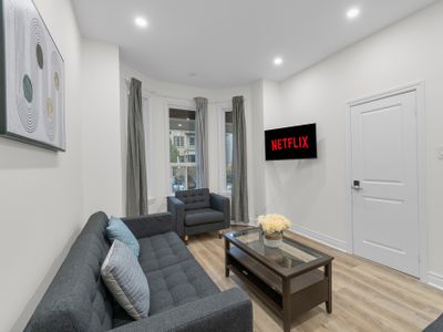 4BR – FREE Parking – Downtown – Little Italy