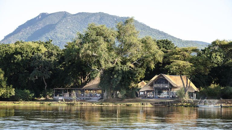 Chiawa Camp - Lower Zambezi National Park - A gorgeous location in a prime wildlife spot