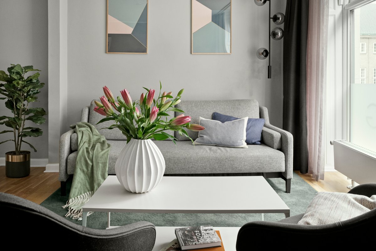 Spacious Three-Bedroom Apartment for 8