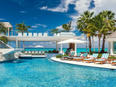 Salacia Villa at Grace Bay Beach