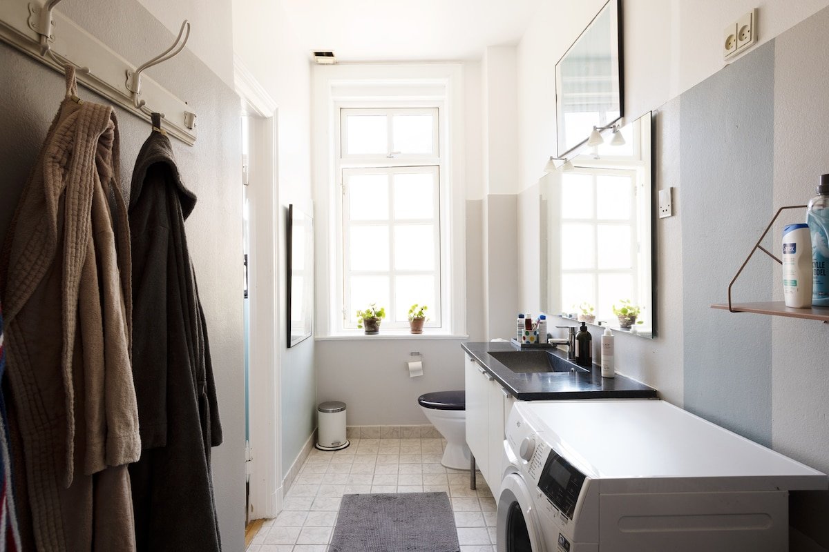 Amazing apartment next to the Metro gallery image 4