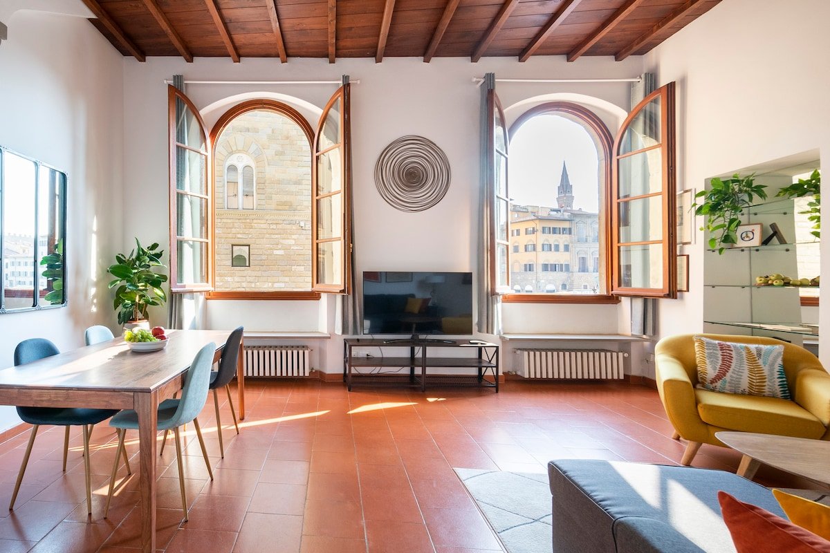 Modern Apartment in Piazza della Signoria gallery image 4