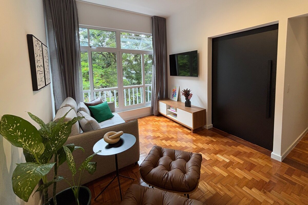 Silêncio e charme no Leblon. gallery image 5