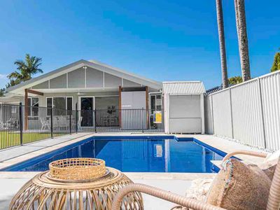 Beachside, waterfront home with a pool and SAUNA