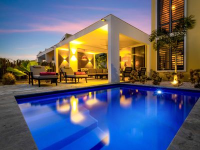 Villa Premium Vier-Slaapkamer Zwembad