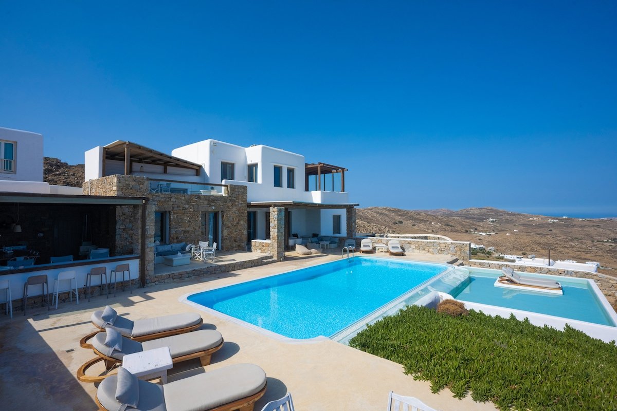 Seaview villa/private pool/Mykonos/amallinisuites gallery image 2