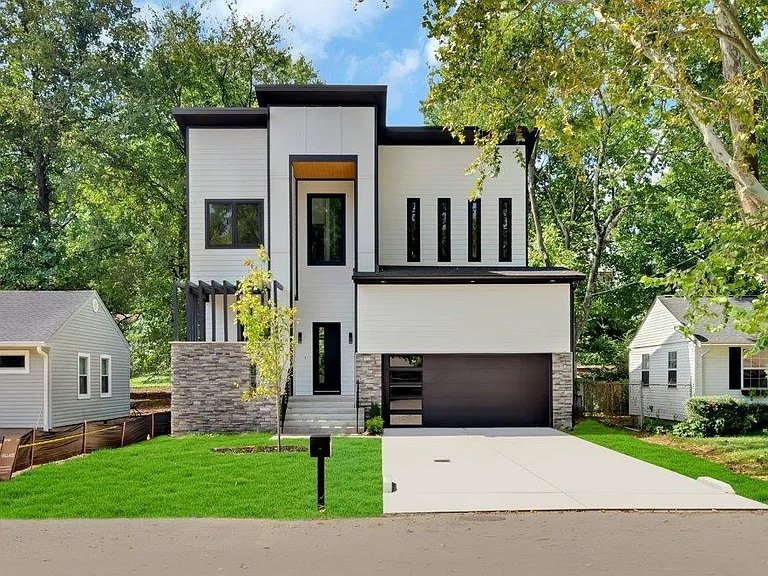 East Nashville Modern Home- 5 Minutes to Downtown! gallery image 2
