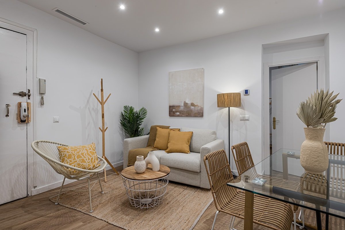 Hogar Malasaña II by Hogar4 gallery image 4