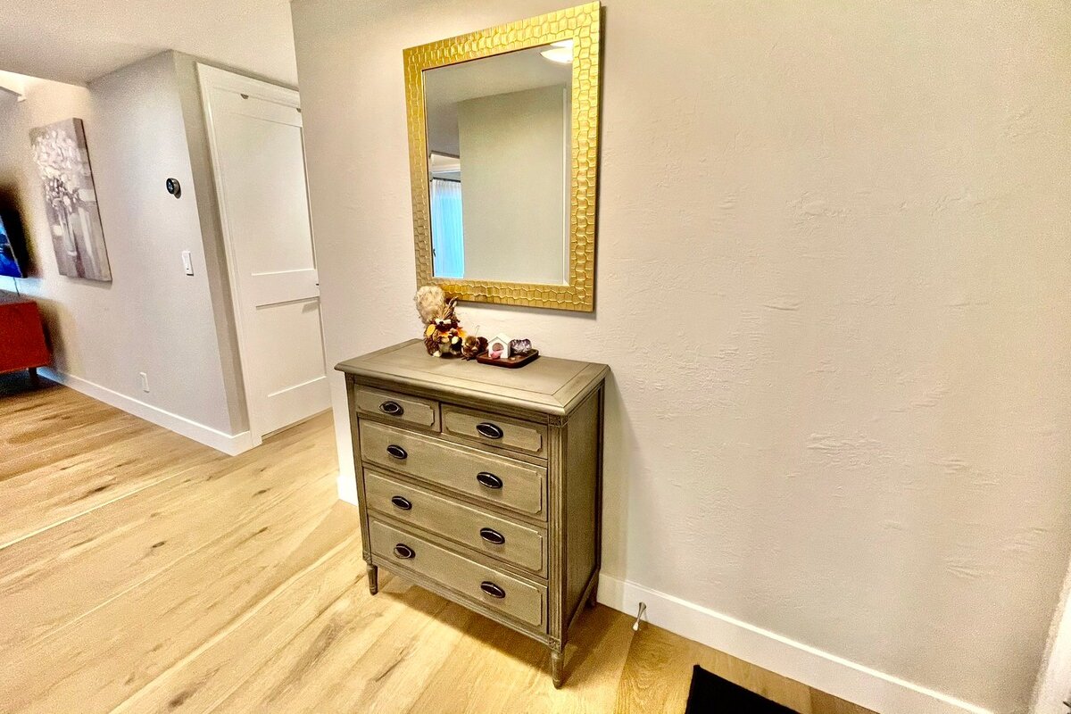 M&J@Gorgeous remodeled 3B2B SFH/Bay Area | 2944 gallery image 4