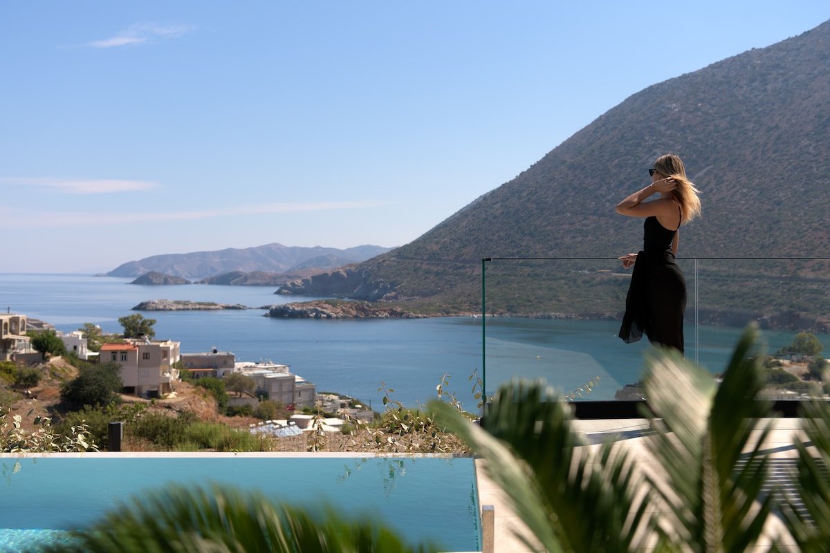 Cueva Villa I, a unique escape by the sea gallery image 3