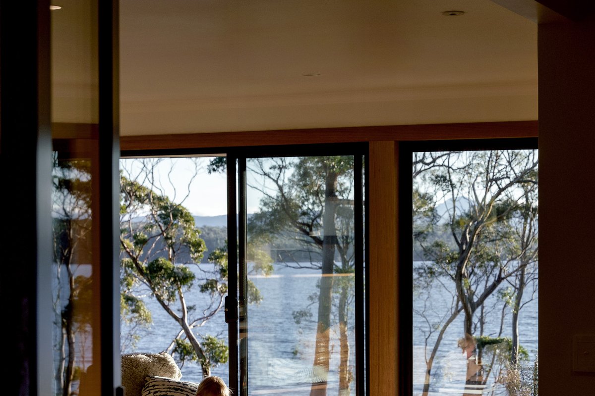 Absolute water front home “Salty Seas”