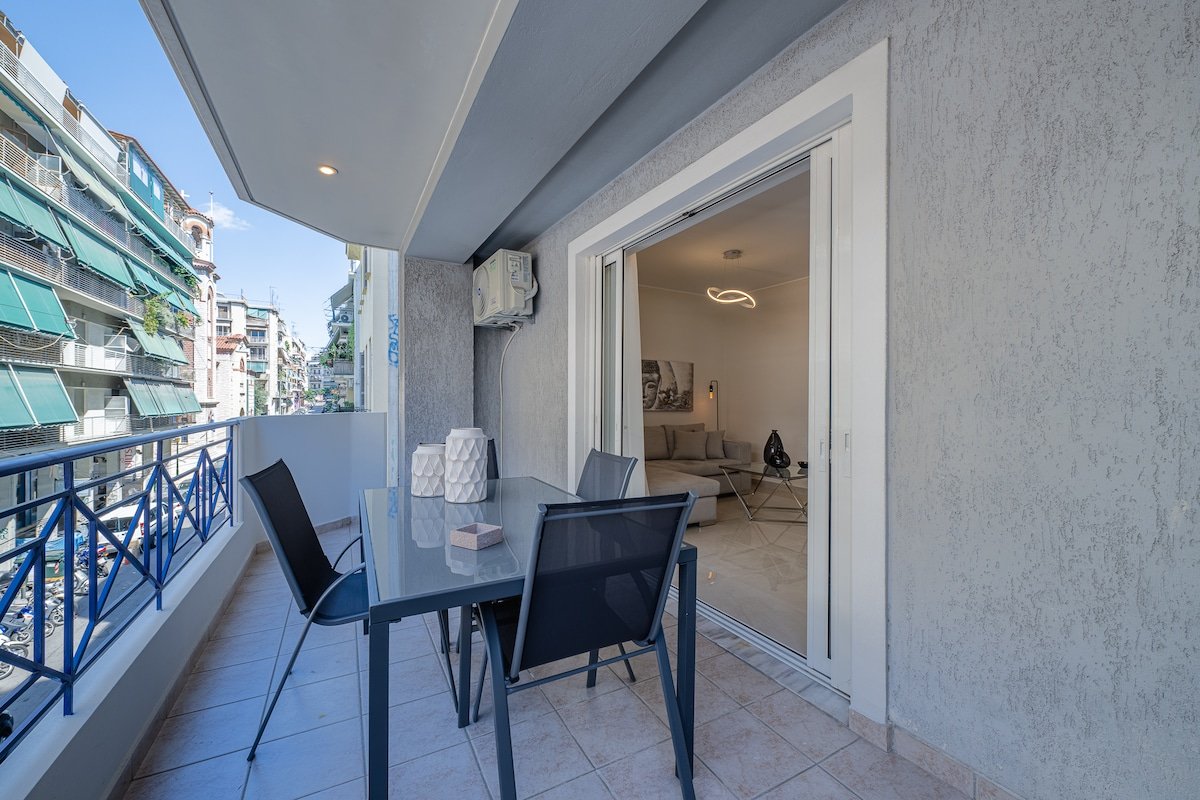 Acropolis Cozy Apartment (2nd floor) gallery image 5