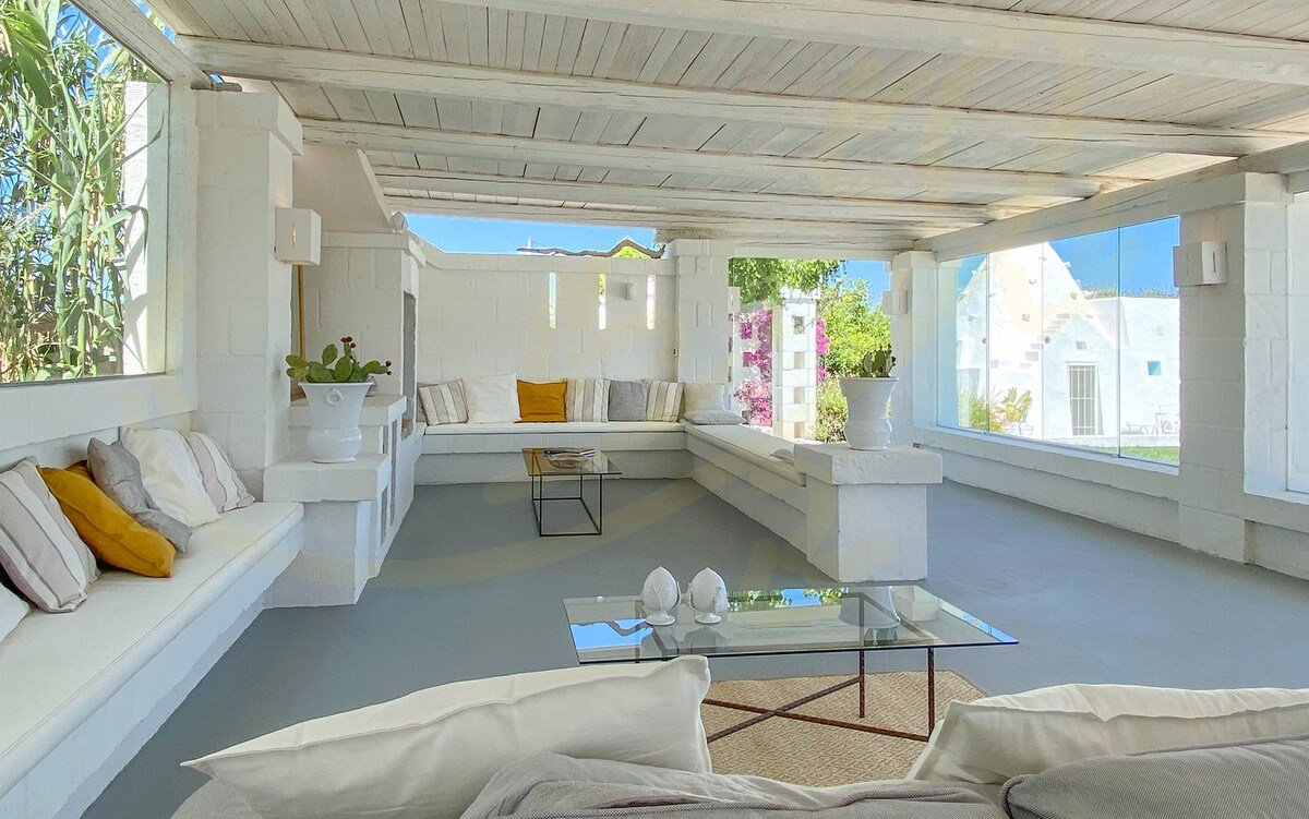 TDTrulli del Podere Trulli with Pool & Scenic View gallery image 3