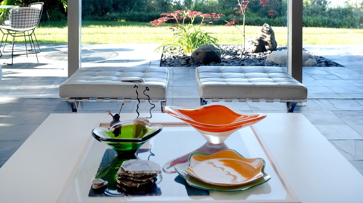 Iconic Mulholland Dr Stylish+Private+Central+Views gallery image 5