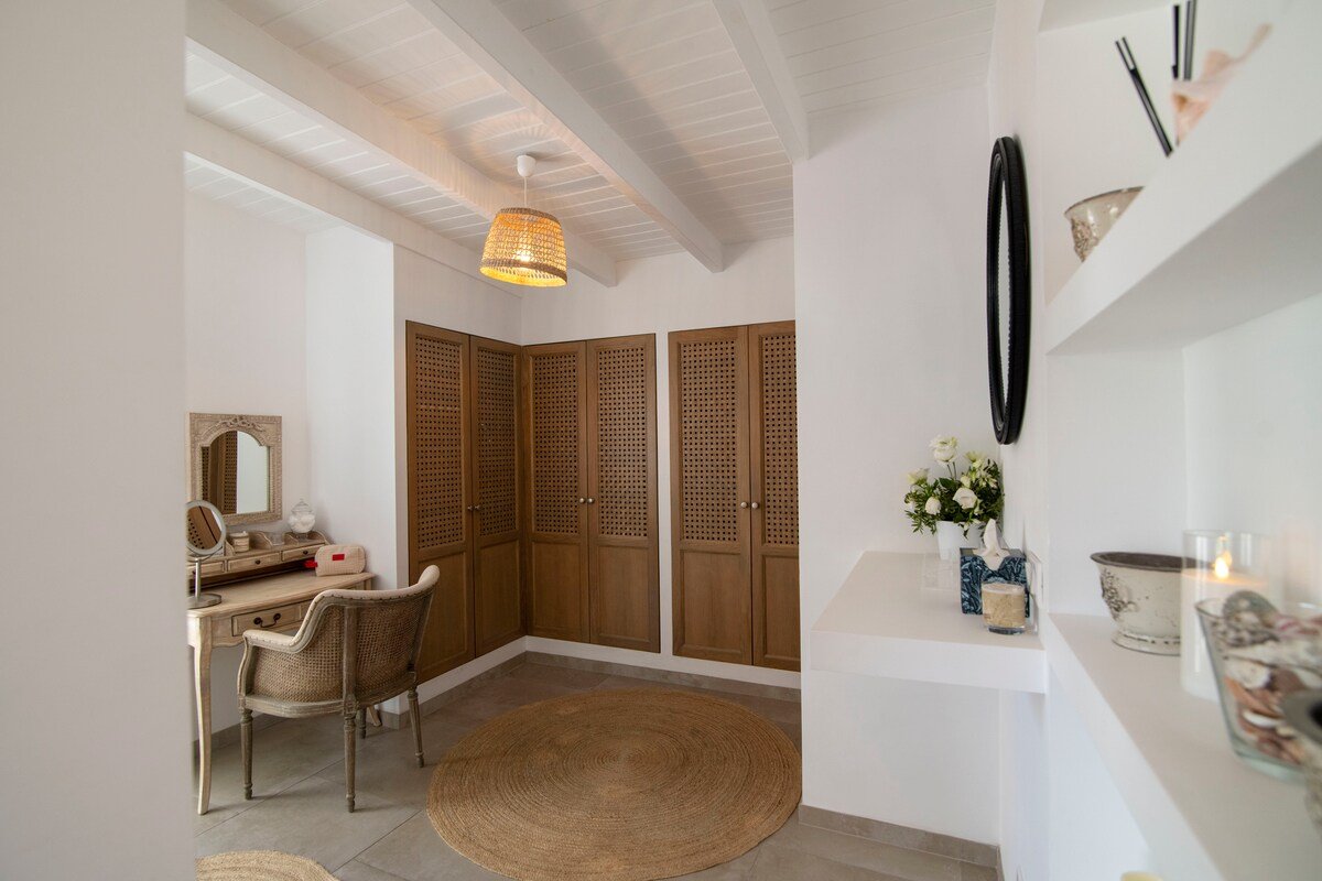 Vogue gallery image 2