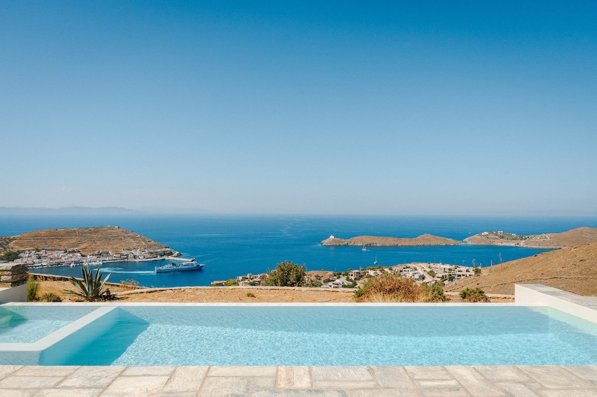 Sunset Heaven Villa on Kea gallery image 2