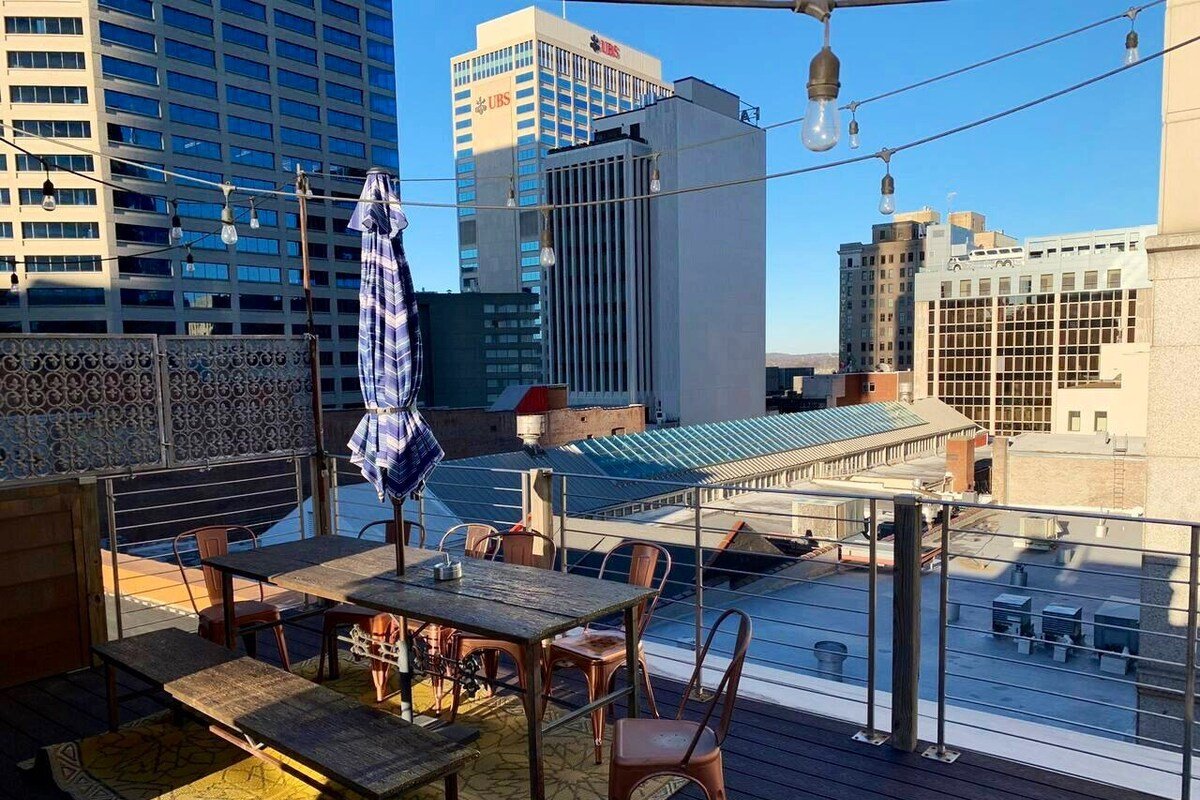 Armstrong Corset Lofts- 301-Downtown Arts District gallery image 5