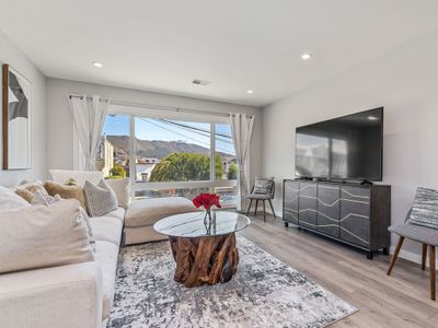 Luxury4br/3ba Kitchen/Parking/Laundry/Near SFO